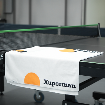 xuperman-surrounding-3